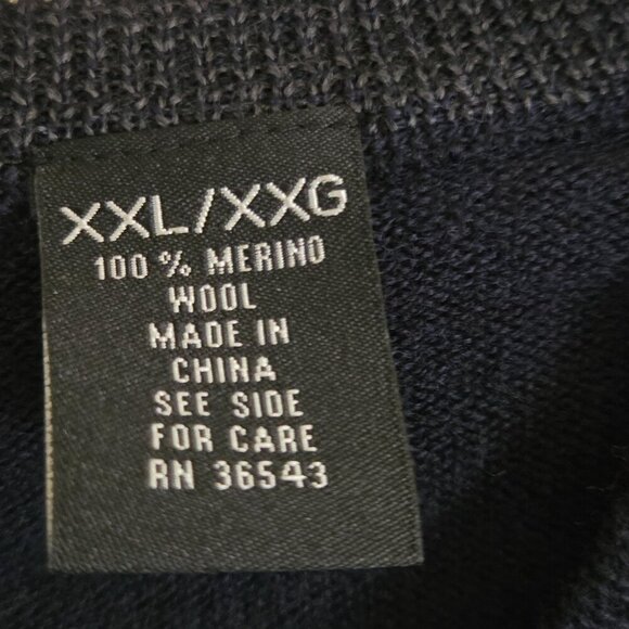 Calvin Klein NWT *Flaw Navy Extra Fine Merino Wool V Neck Navy Sweater Size XXL - Picture 6 of 7